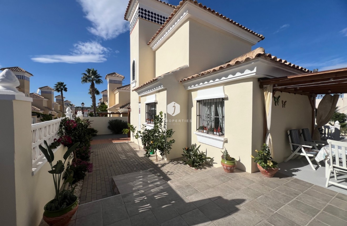 Tweedehands - Villa -
Algorfa - Inland