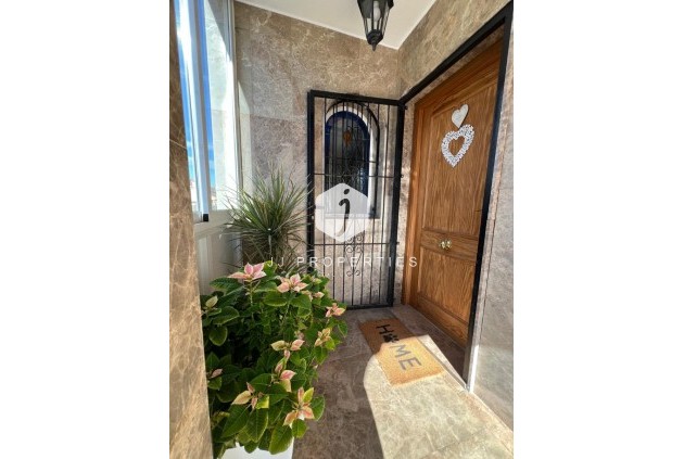 Tweedehands - Villa -
Algorfa - Inland