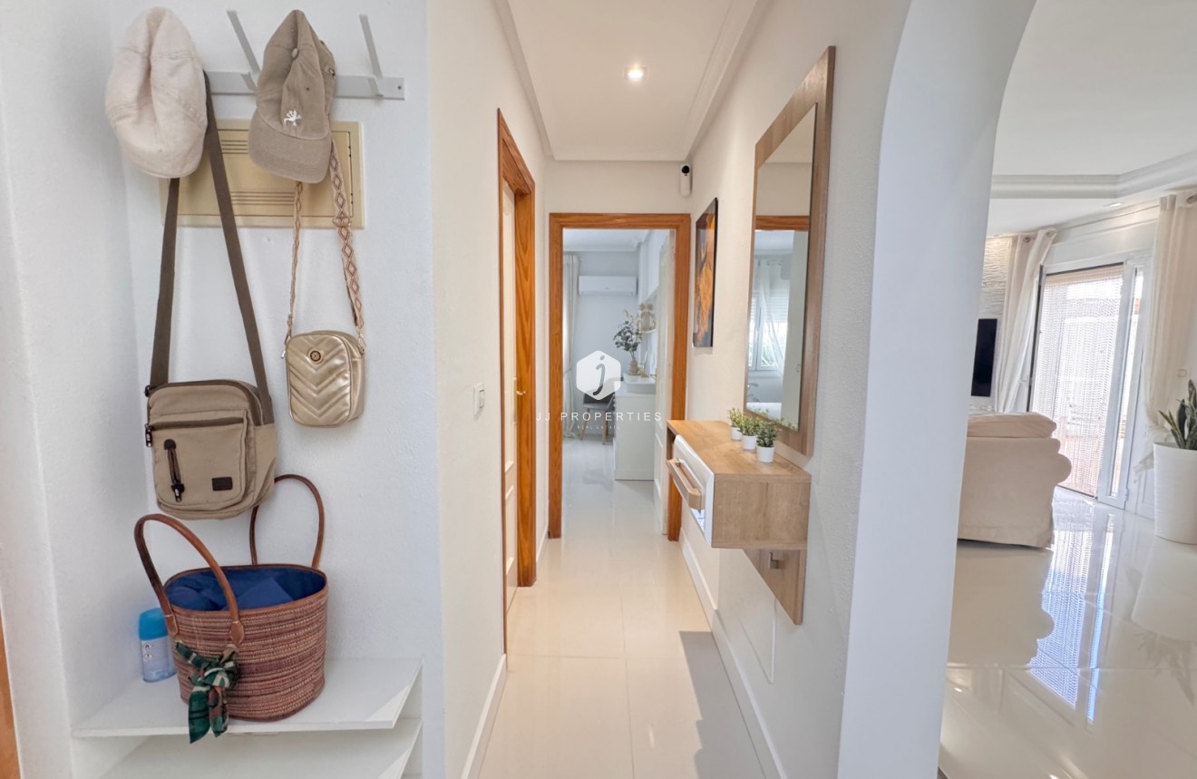 Tweedehands - Villa -
Algorfa - Inland