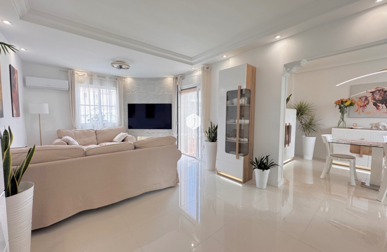 Tweedehands - Villa -
Algorfa - Inland