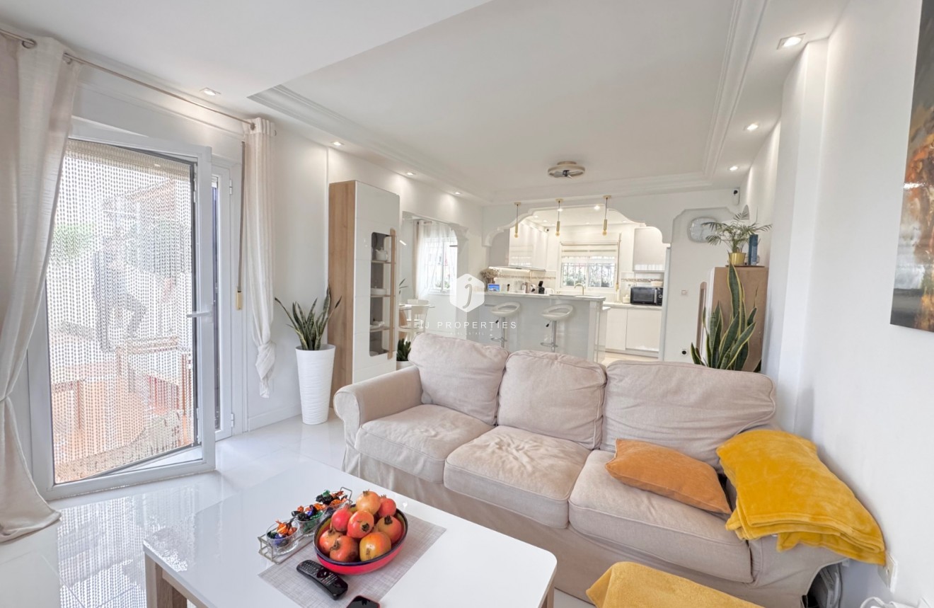 Tweedehands - Villa -
Algorfa - Inland