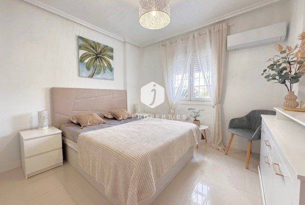 Tweedehands - Villa -
Algorfa - Inland