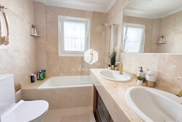 Tweedehands - Villa -
Algorfa - Inland