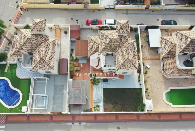 Tweedehands - Villa -
Algorfa - Inland