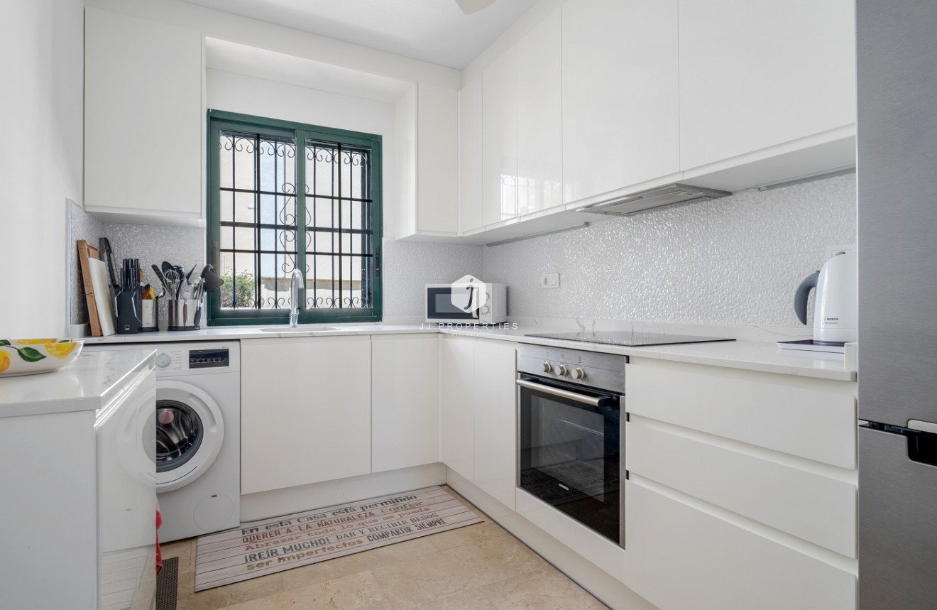 Tweedehands - Villa -
Orihuela Costa - Costa Blanca