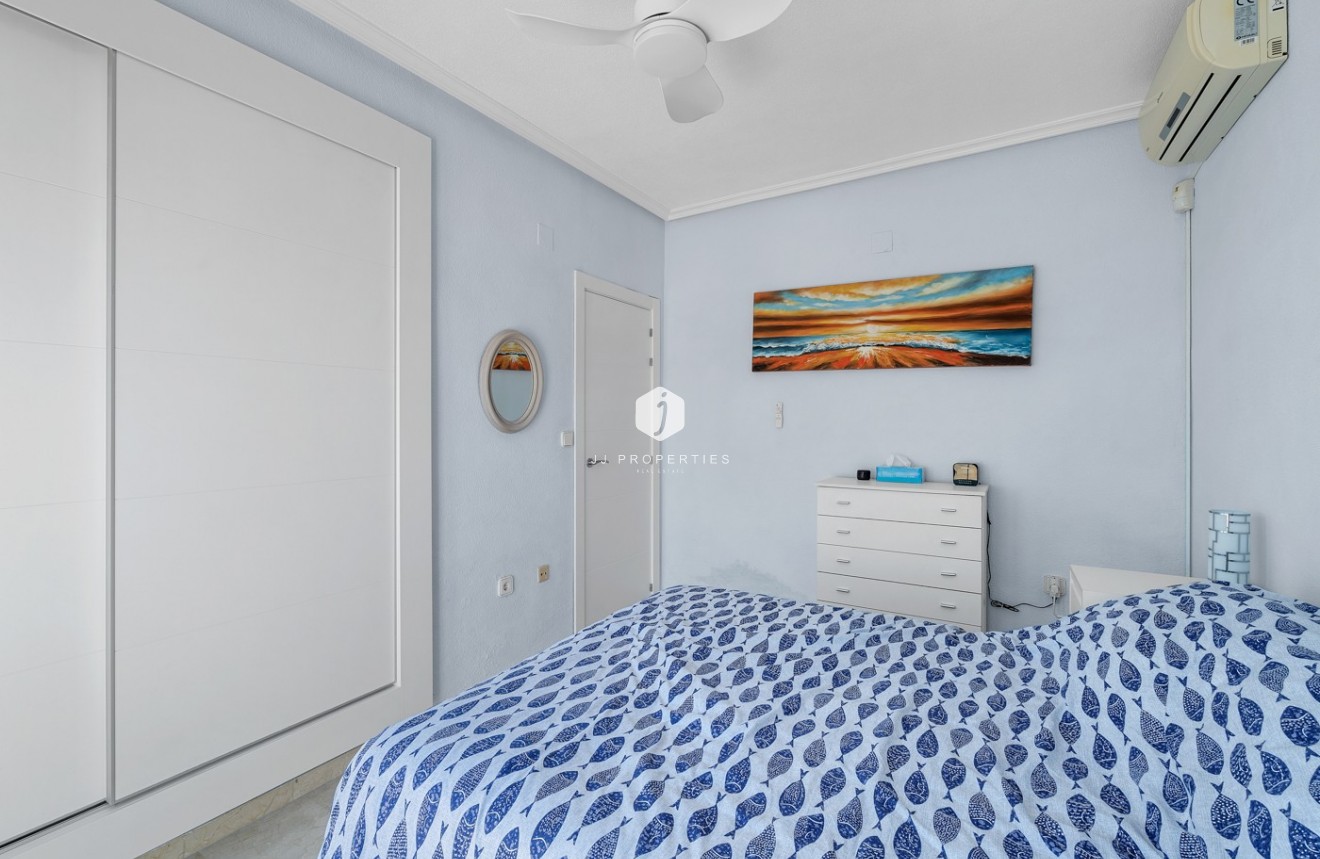 Tweedehands - Villa -
Orihuela Costa - Costa Blanca