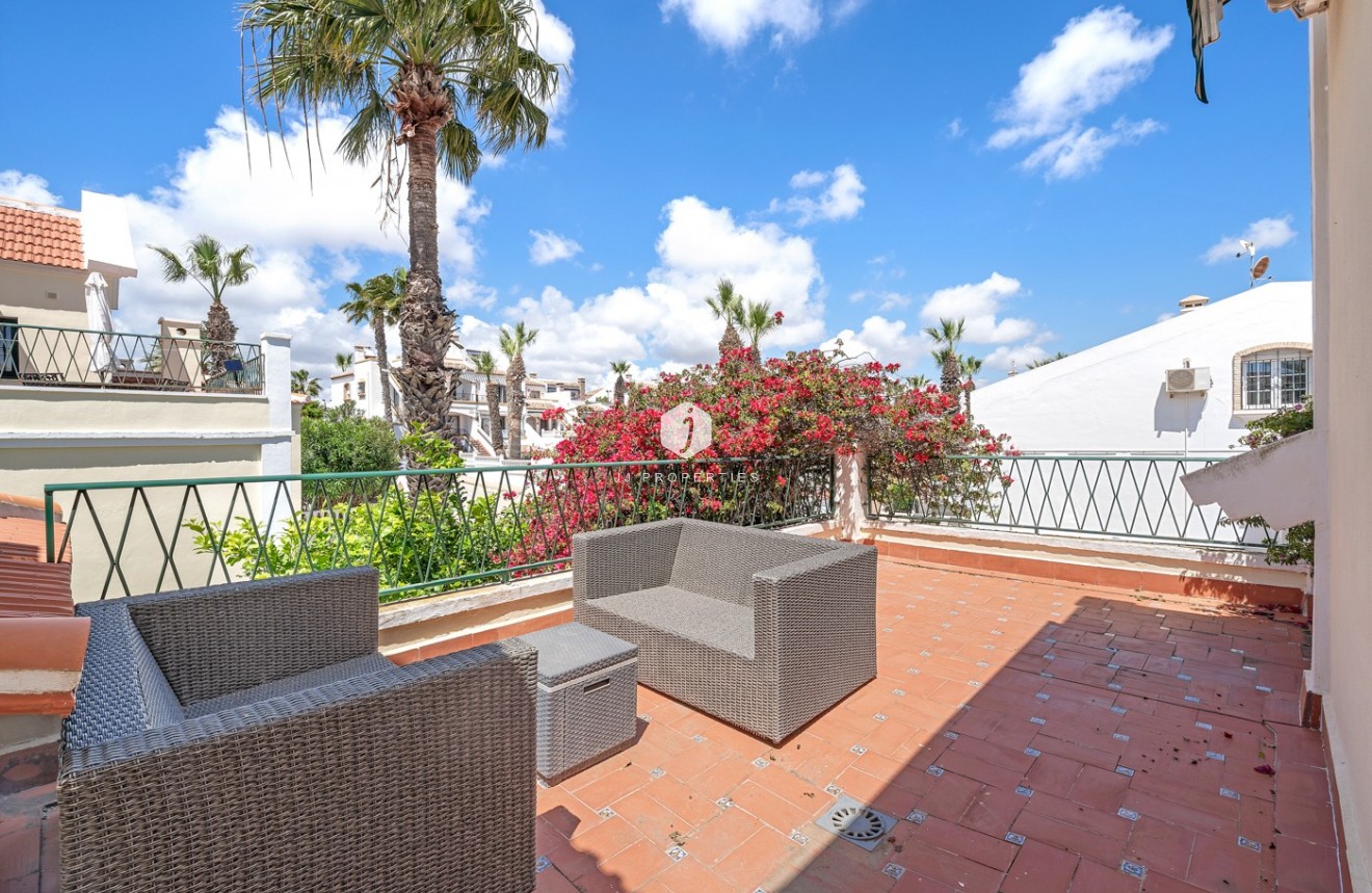 Tweedehands - Villa -
Orihuela Costa - Costa Blanca