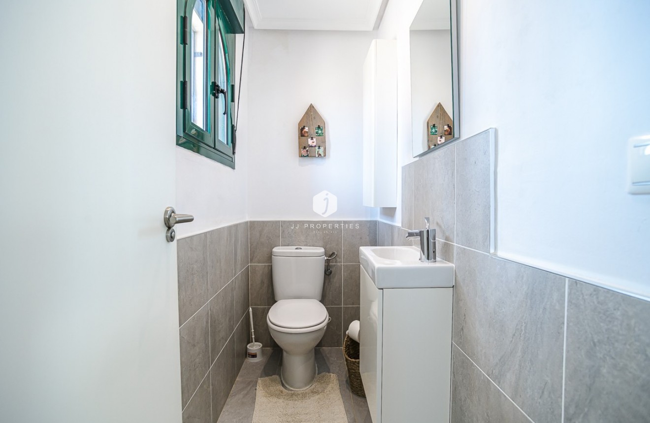 Tweedehands - Villa -
Torrevieja - Costa Blanca