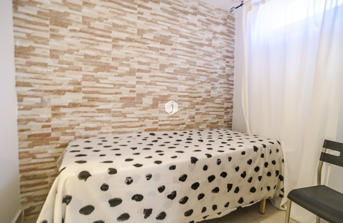 Tweedehands - Villa -
Torrevieja - Costa Blanca