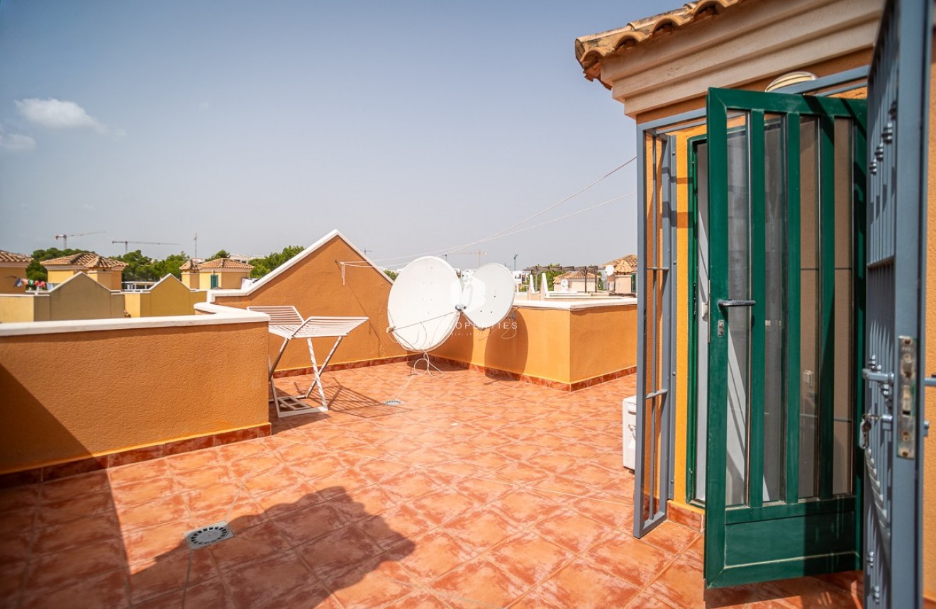 Tweedehands - Villa -
Torrevieja - Costa Blanca