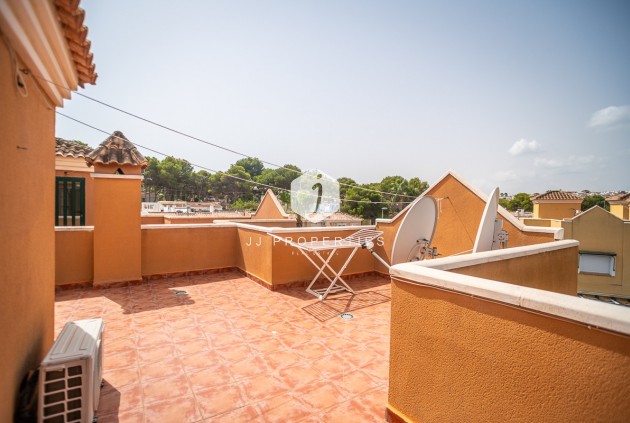 Tweedehands - Villa -
Torrevieja - Costa Blanca