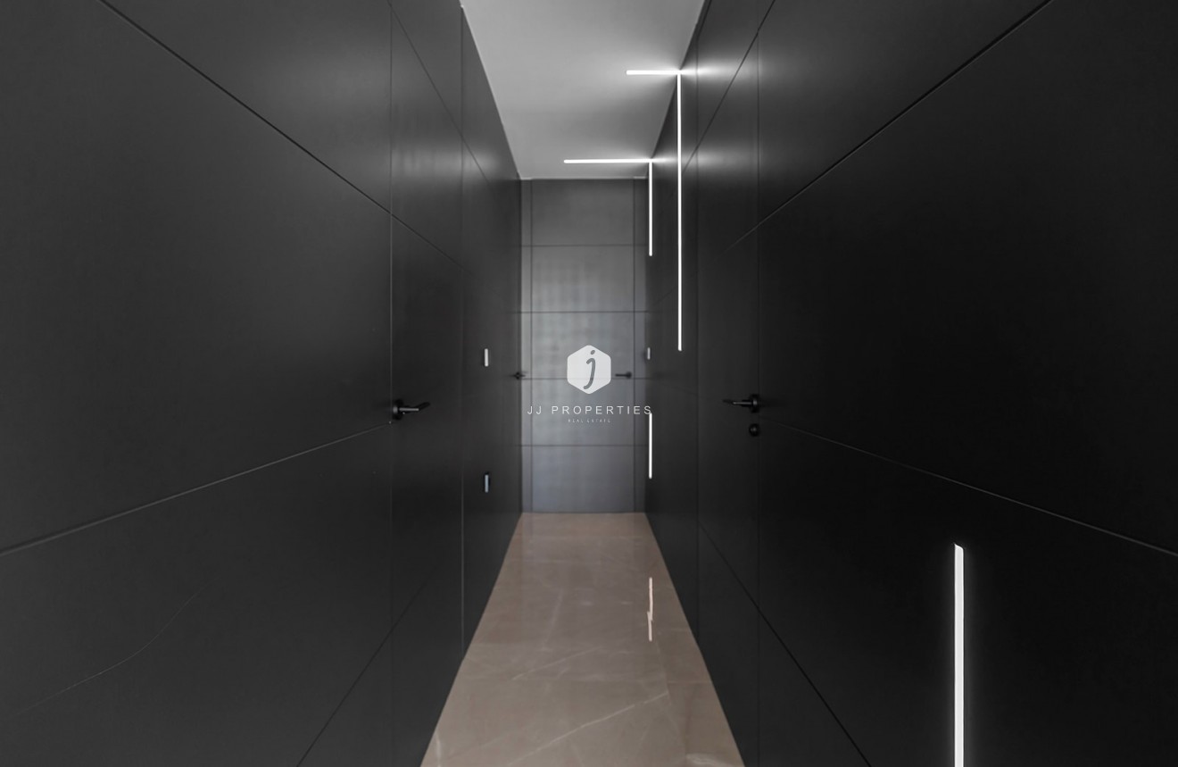 Tweedehands - Villa -
El Chaparral - Inland