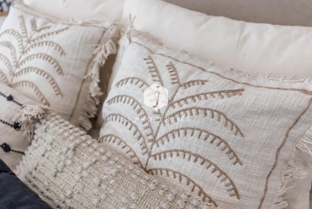 Tweedehands - Villa -
El Chaparral - Inland