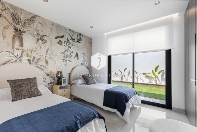 Tweedehands - Villa -
El Chaparral - Inland