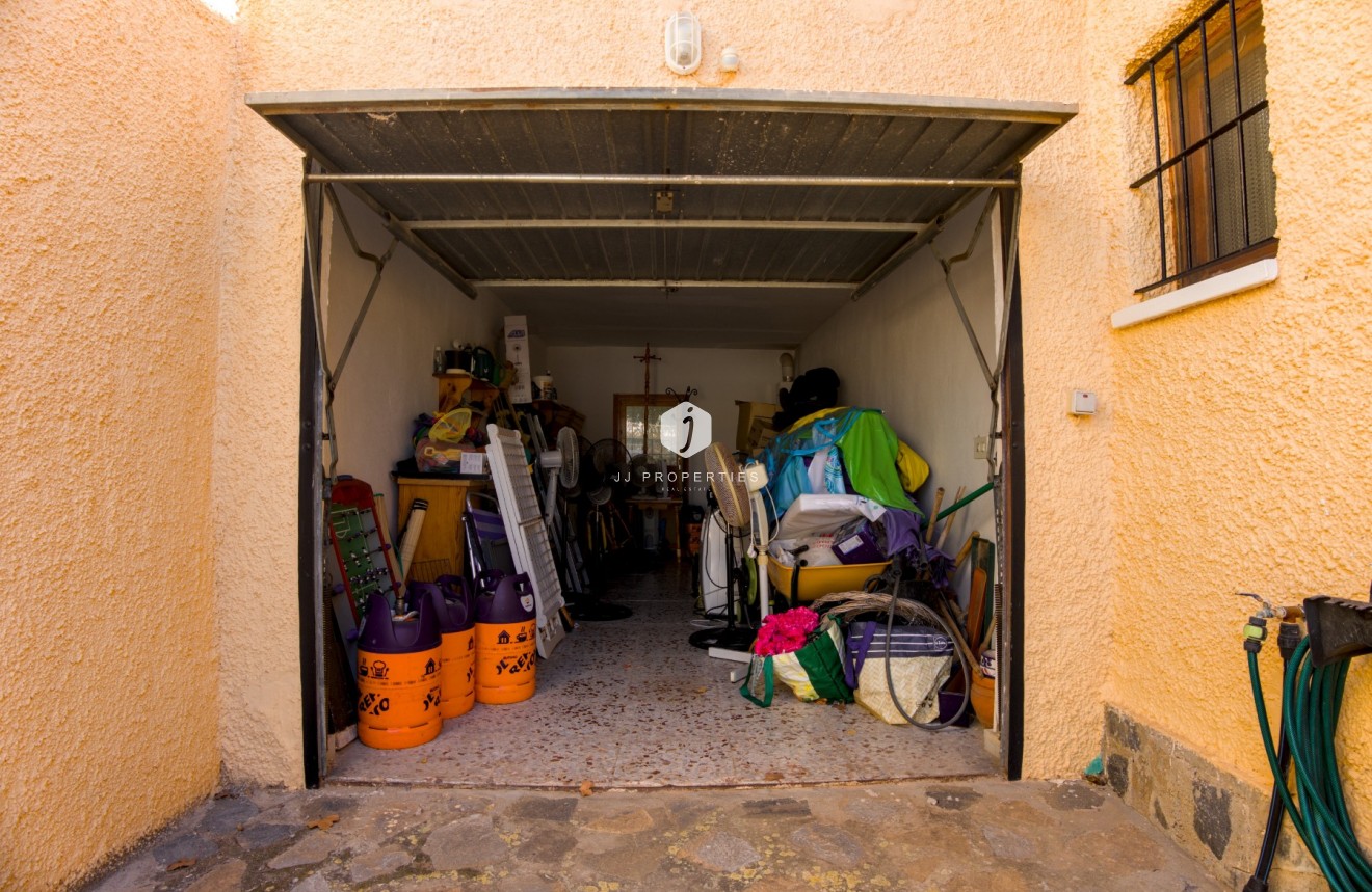 Tweedehands - Villa -
La Siesta - Costa Blanca