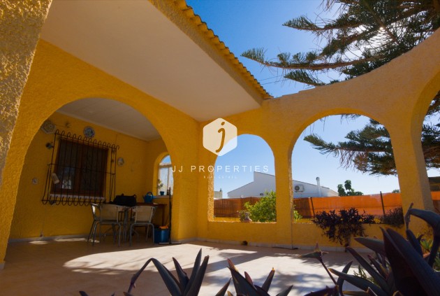 Tweedehands - Villa -
La Siesta - Costa Blanca