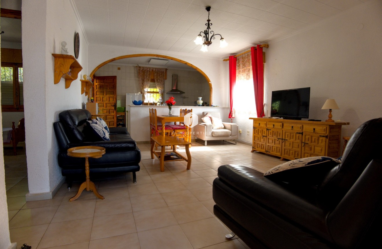 Tweedehands - Villa -
La Siesta - Costa Blanca