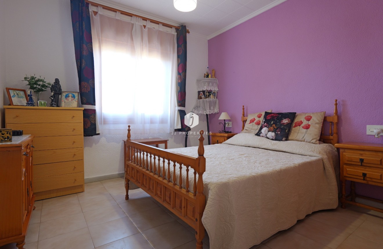 Tweedehands - Villa -
La Siesta - Costa Blanca