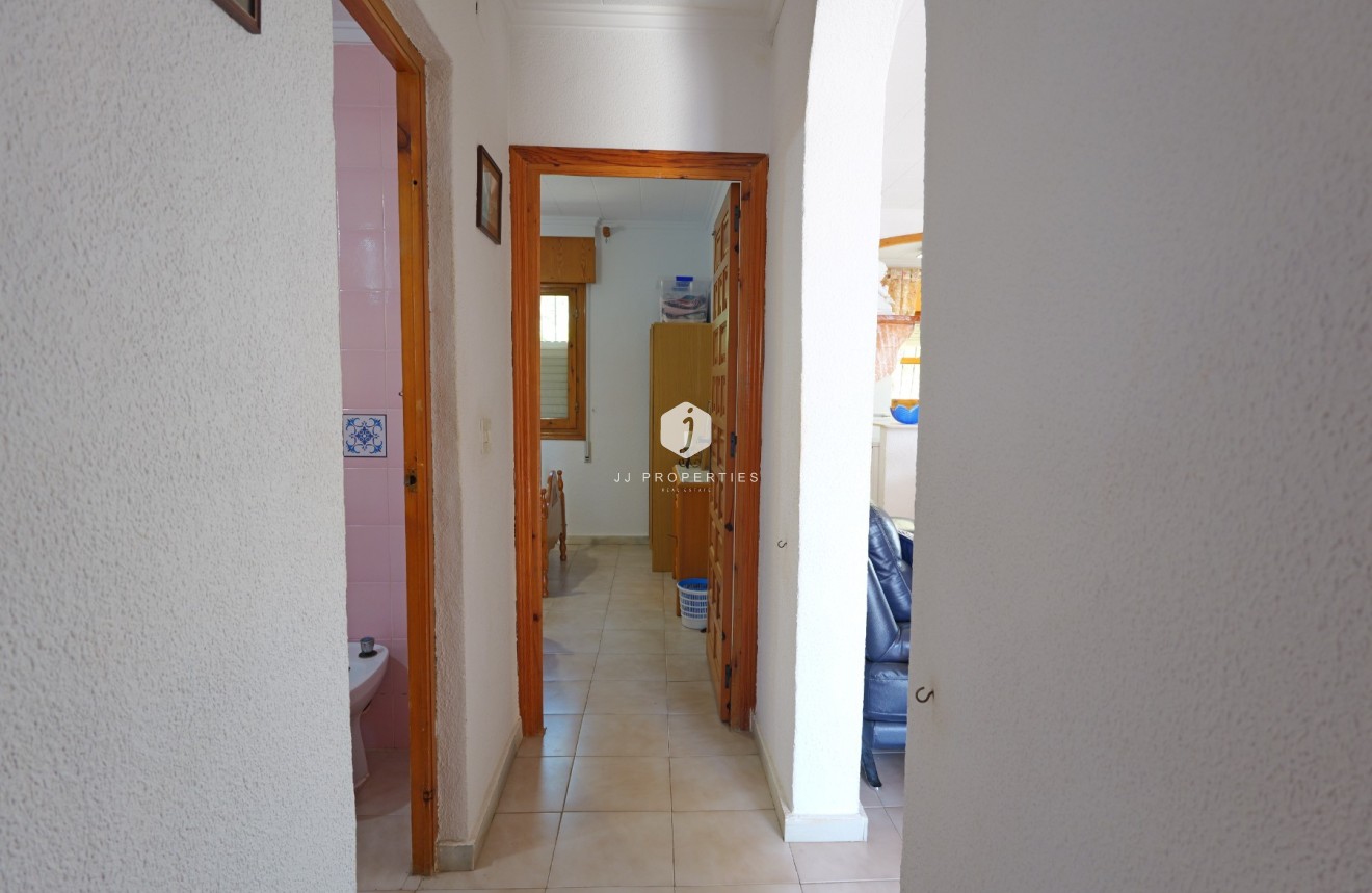 Tweedehands - Villa -
La Siesta - Costa Blanca