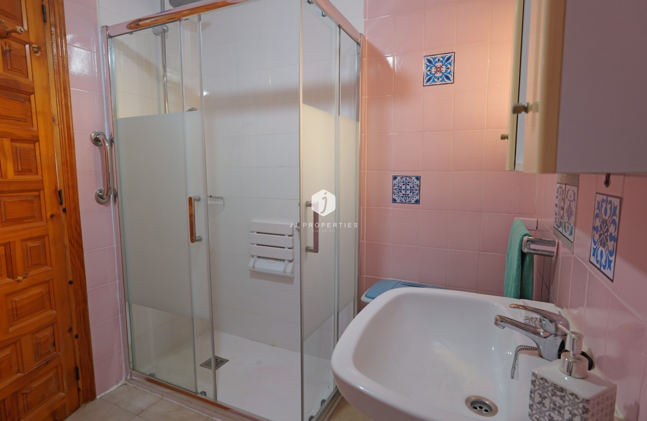 Tweedehands - Villa -
La Siesta - Costa Blanca