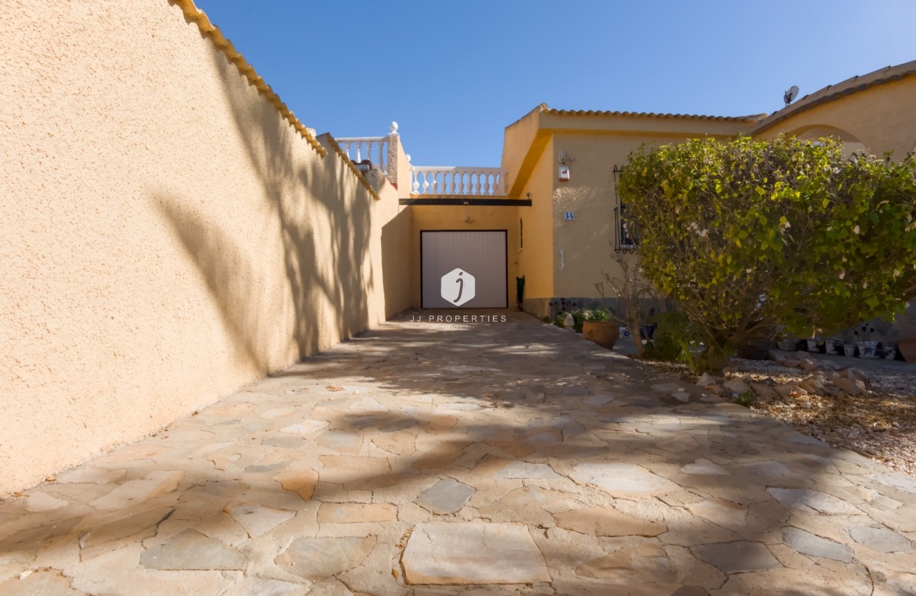 Tweedehands - Villa -
La Siesta - Costa Blanca