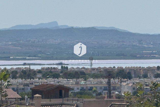 Tweedehands - Bungalow -
Torrevieja - Costa Blanca