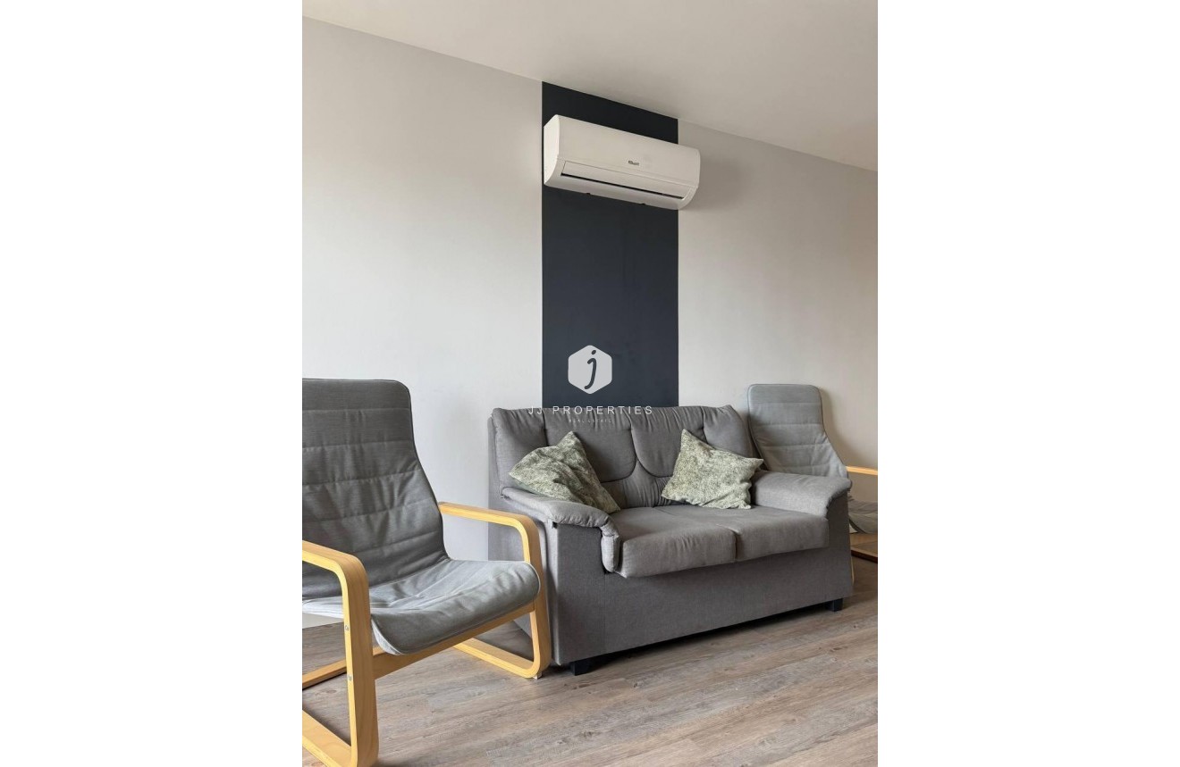 Tweedehands - Appartement / flat -
Torrevieja - Centro