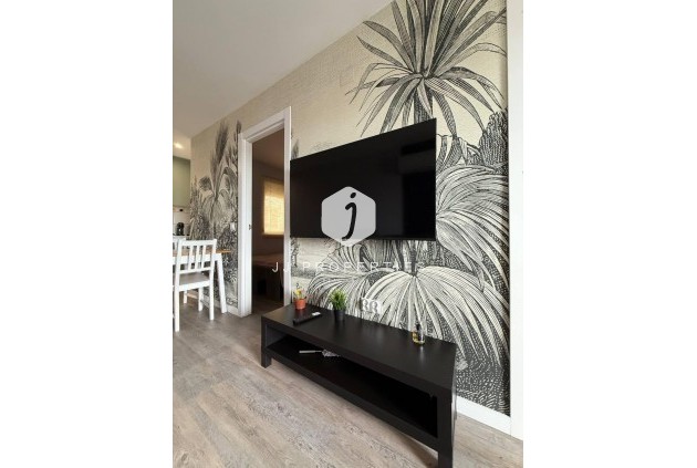 Tweedehands - Appartement / flat -
Torrevieja - Centro