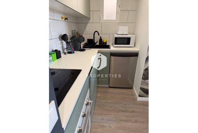 Tweedehands - Appartement / flat -
Torrevieja - Centro