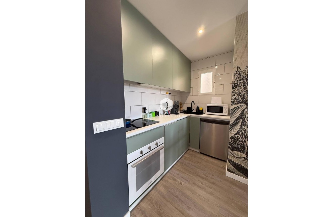 Tweedehands - Appartement / flat -
Torrevieja - Centro