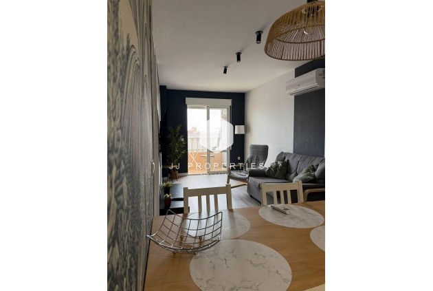 Tweedehands - Appartement / flat -
Torrevieja - Centro