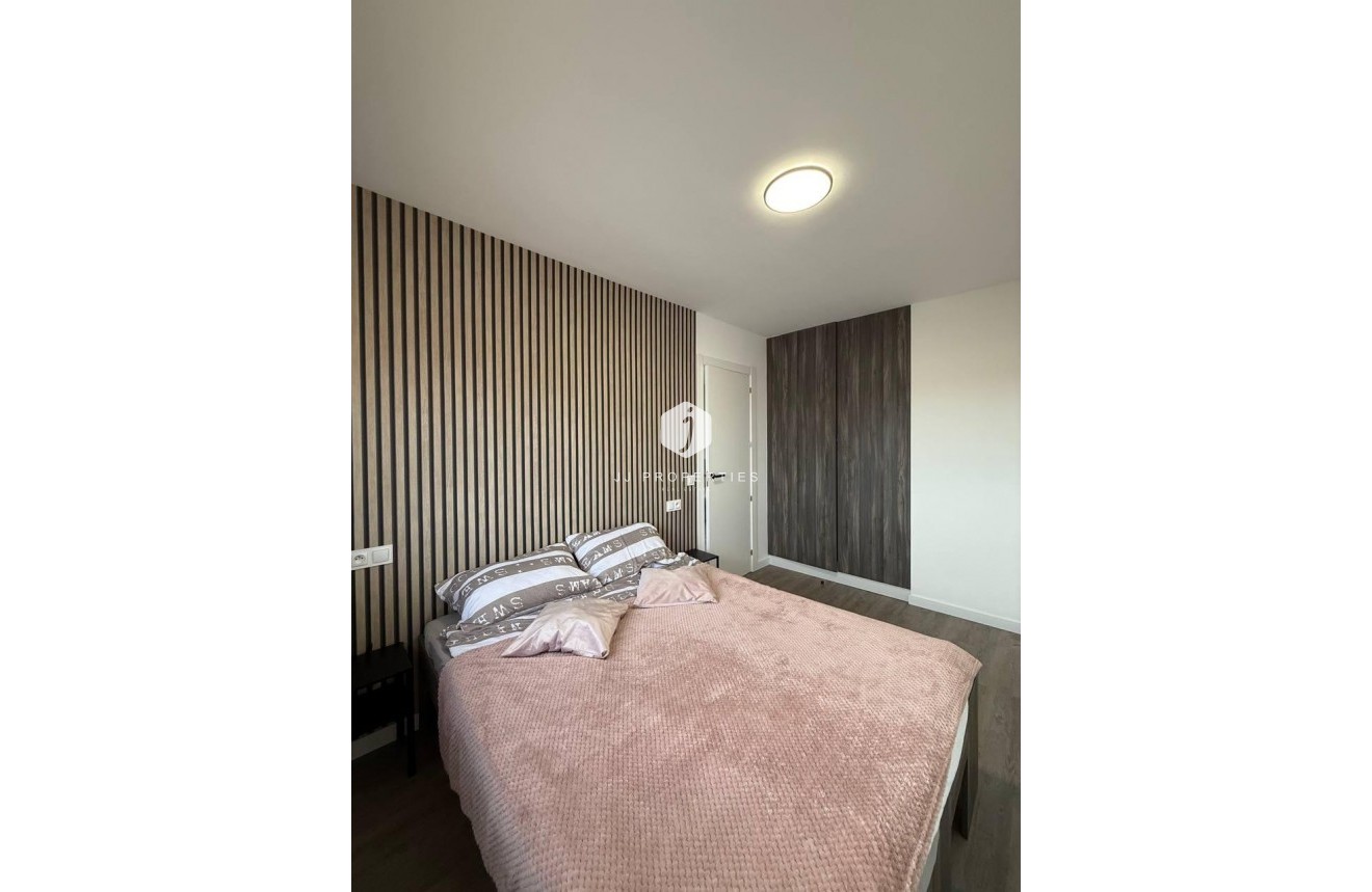 Tweedehands - Appartement / flat -
Torrevieja - Centro