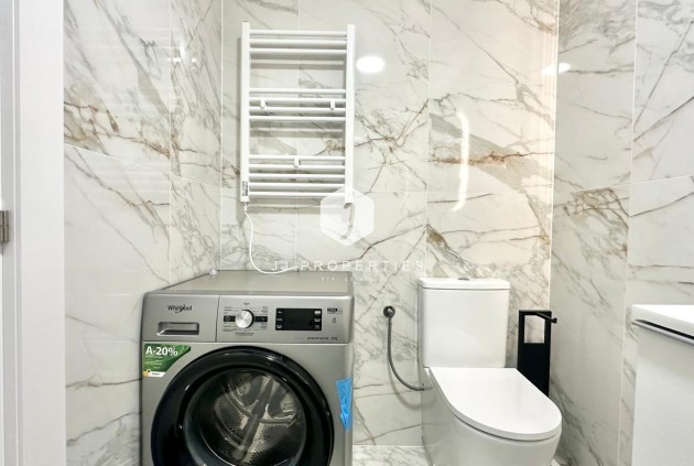 Tweedehands - Appartement / flat -
Torrevieja - Playa del Cura