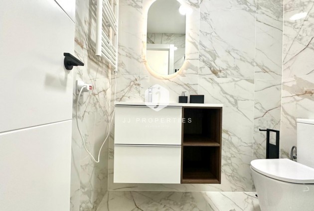 Tweedehands - Appartement / flat -
Torrevieja - Playa del Cura