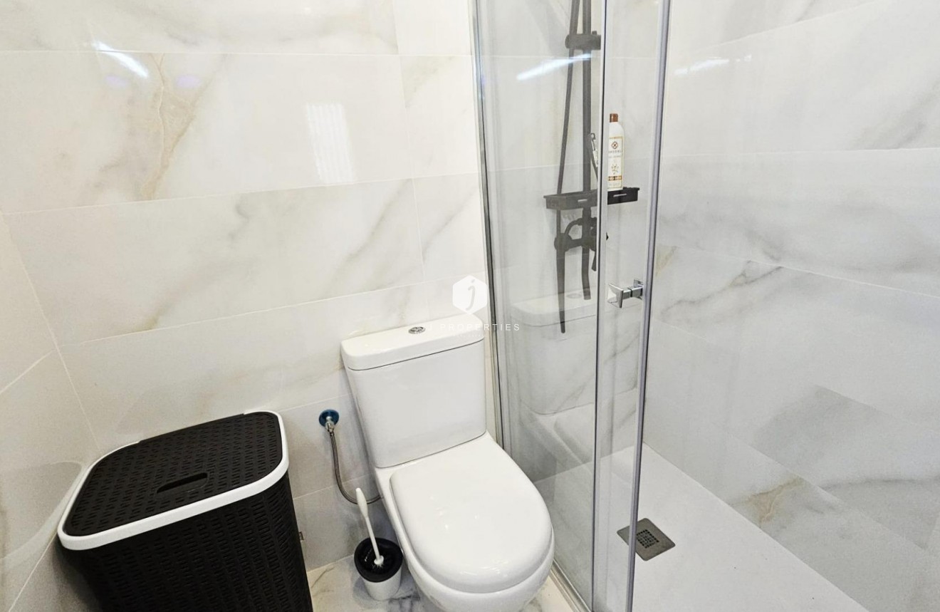 Tweedehands - Appartement / flat -
Torrevieja - Acequion