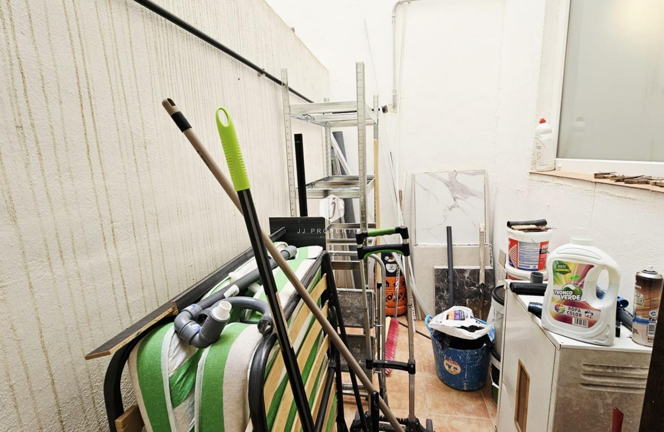 Tweedehands - Appartement / flat -
Torrevieja - Acequion