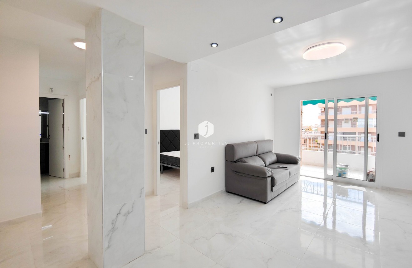 Tweedehands - Appartement / flat -
Torrevieja - Costa Blanca