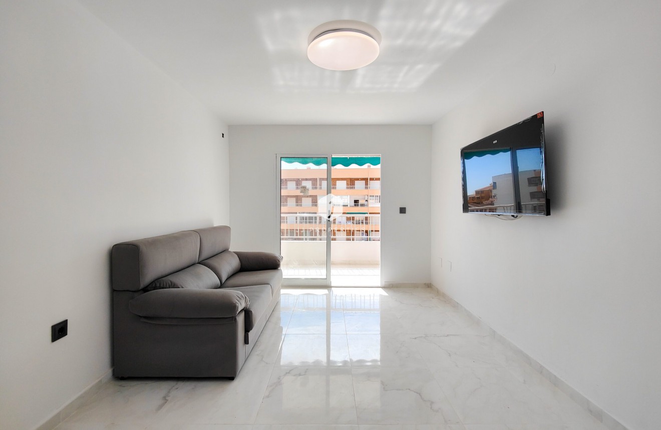 Tweedehands - Appartement / flat -
Torrevieja - Costa Blanca
