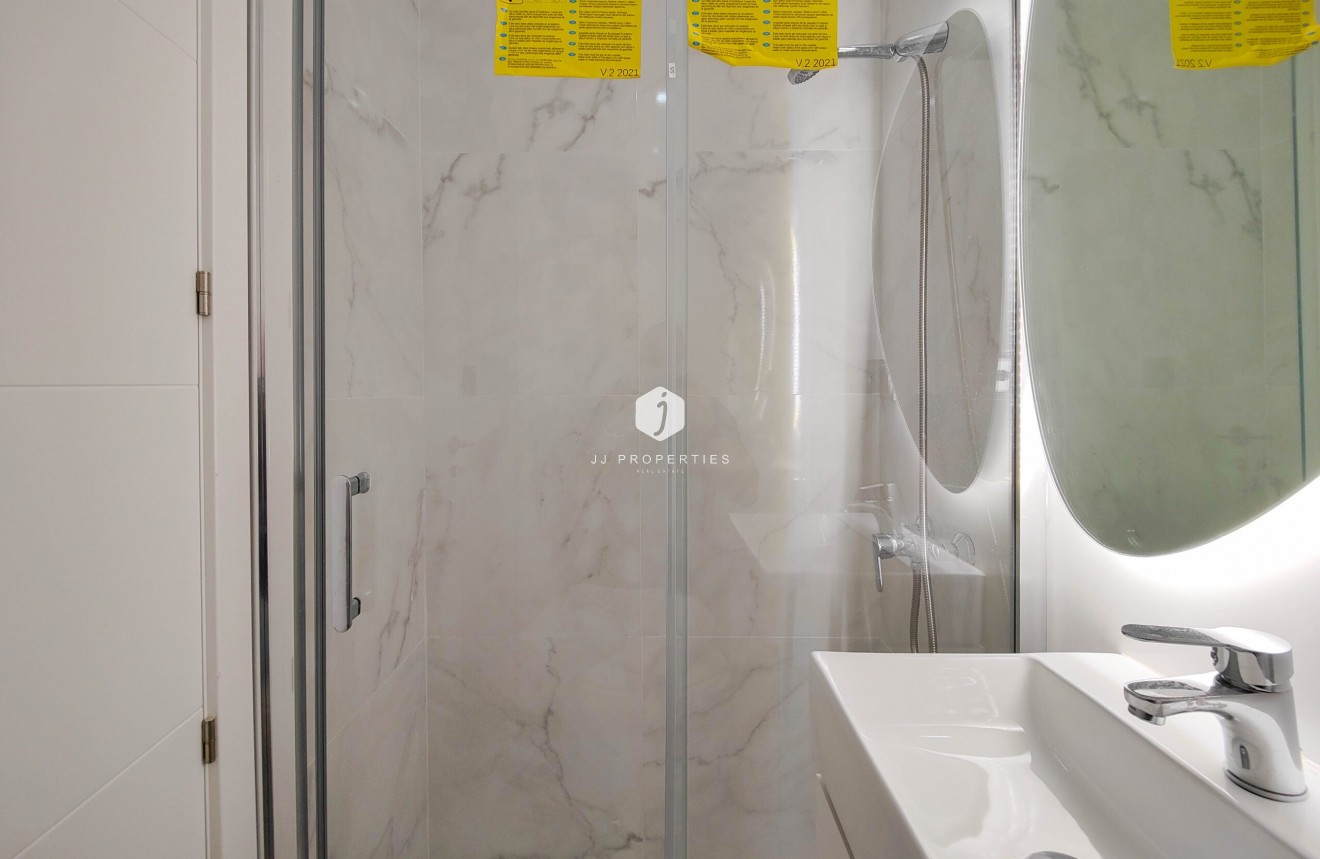 Tweedehands - Appartement / flat -
Torrevieja - Costa Blanca