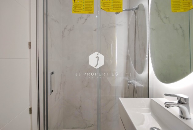 Tweedehands - Appartement / flat -
Torrevieja - Costa Blanca