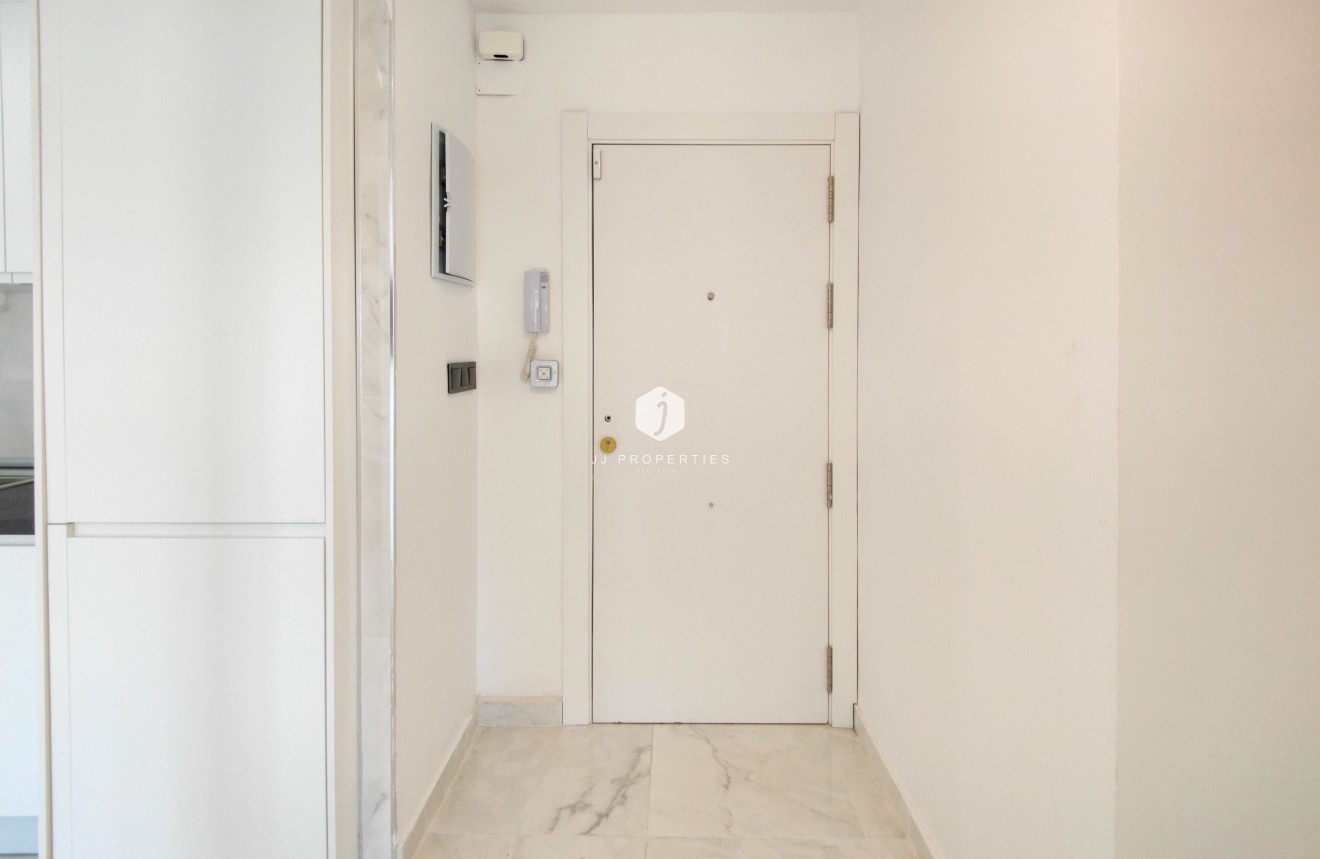 Tweedehands - Appartement / flat -
Torrevieja - Costa Blanca