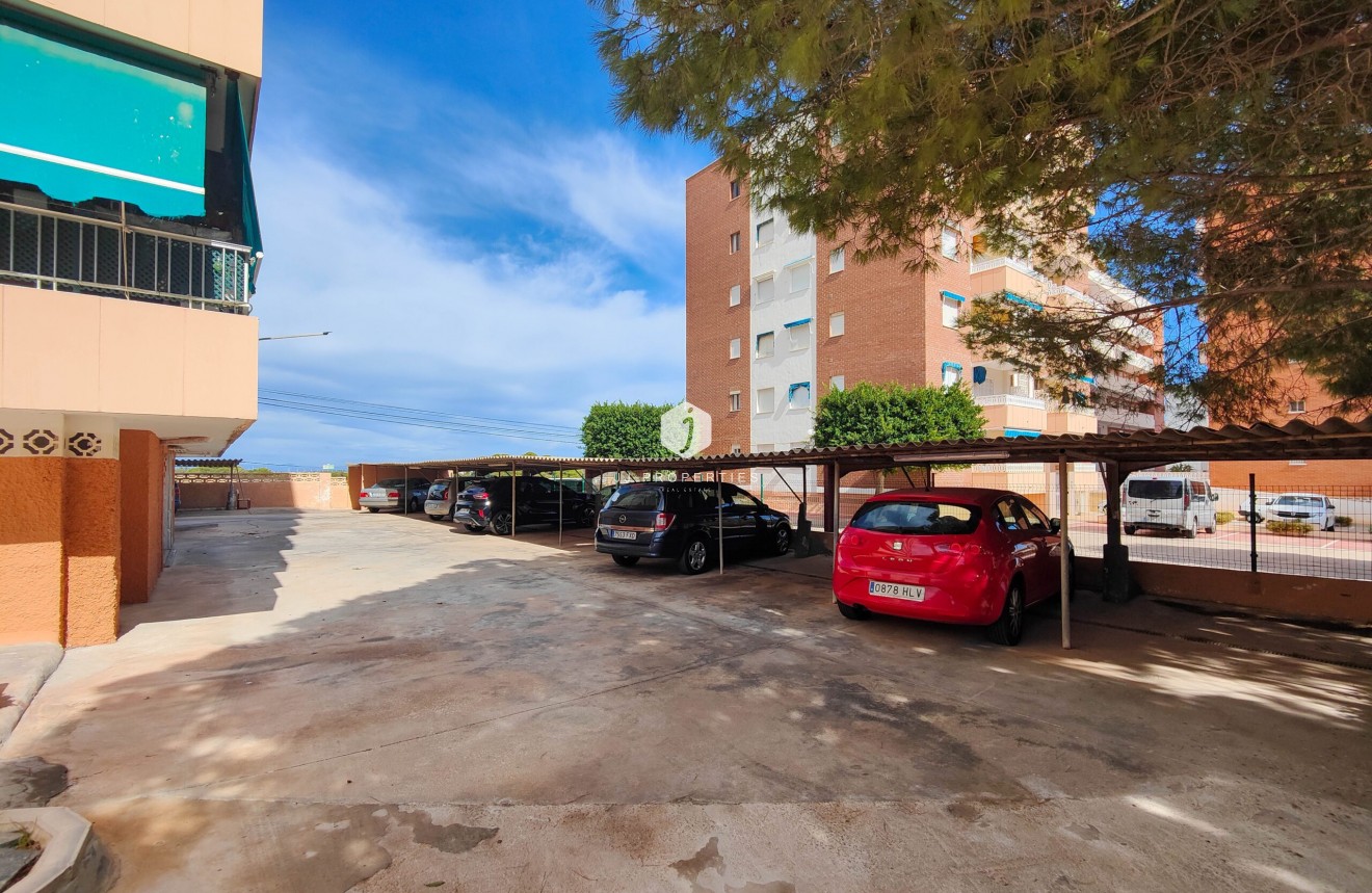 Tweedehands - Appartement / flat -
Torrevieja - Costa Blanca