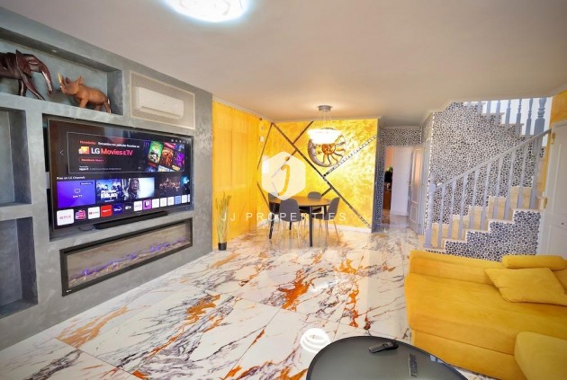 Tweedehands - Villa -
San Miguel de Salinas - Inland