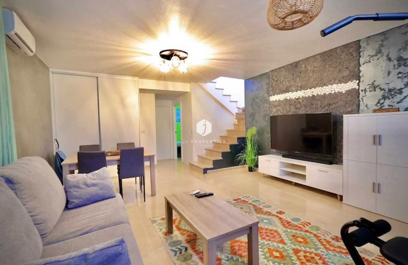 Tweedehands - Villa -
San Miguel de Salinas - Inland