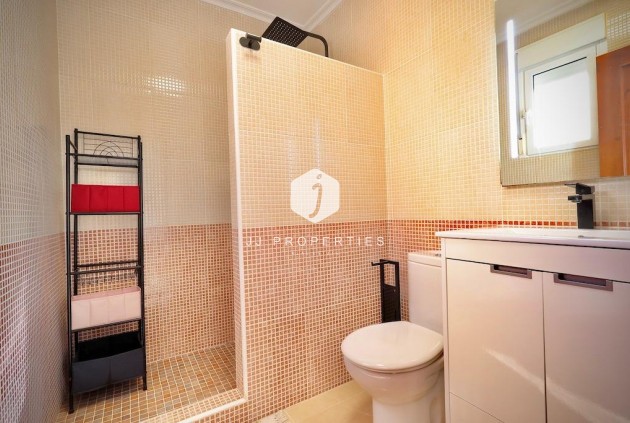 Tweedehands - Villa -
San Miguel de Salinas - Inland