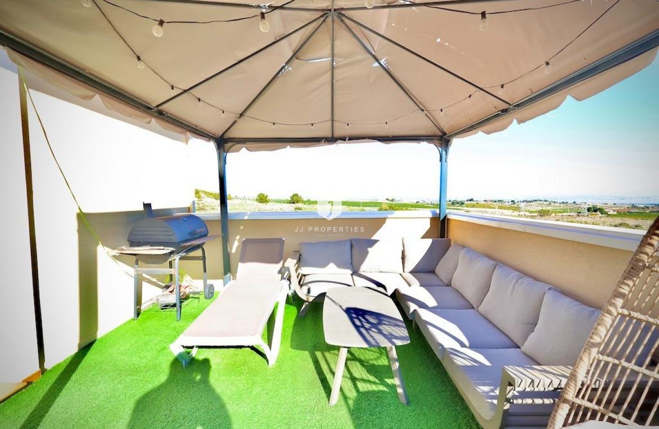 Tweedehands - Villa -
San Miguel de Salinas - Inland