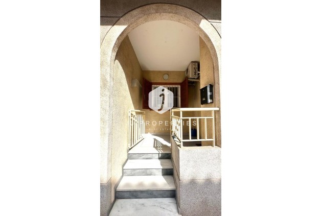 Resale - Apartment / flat -
Torrevieja - Acequion