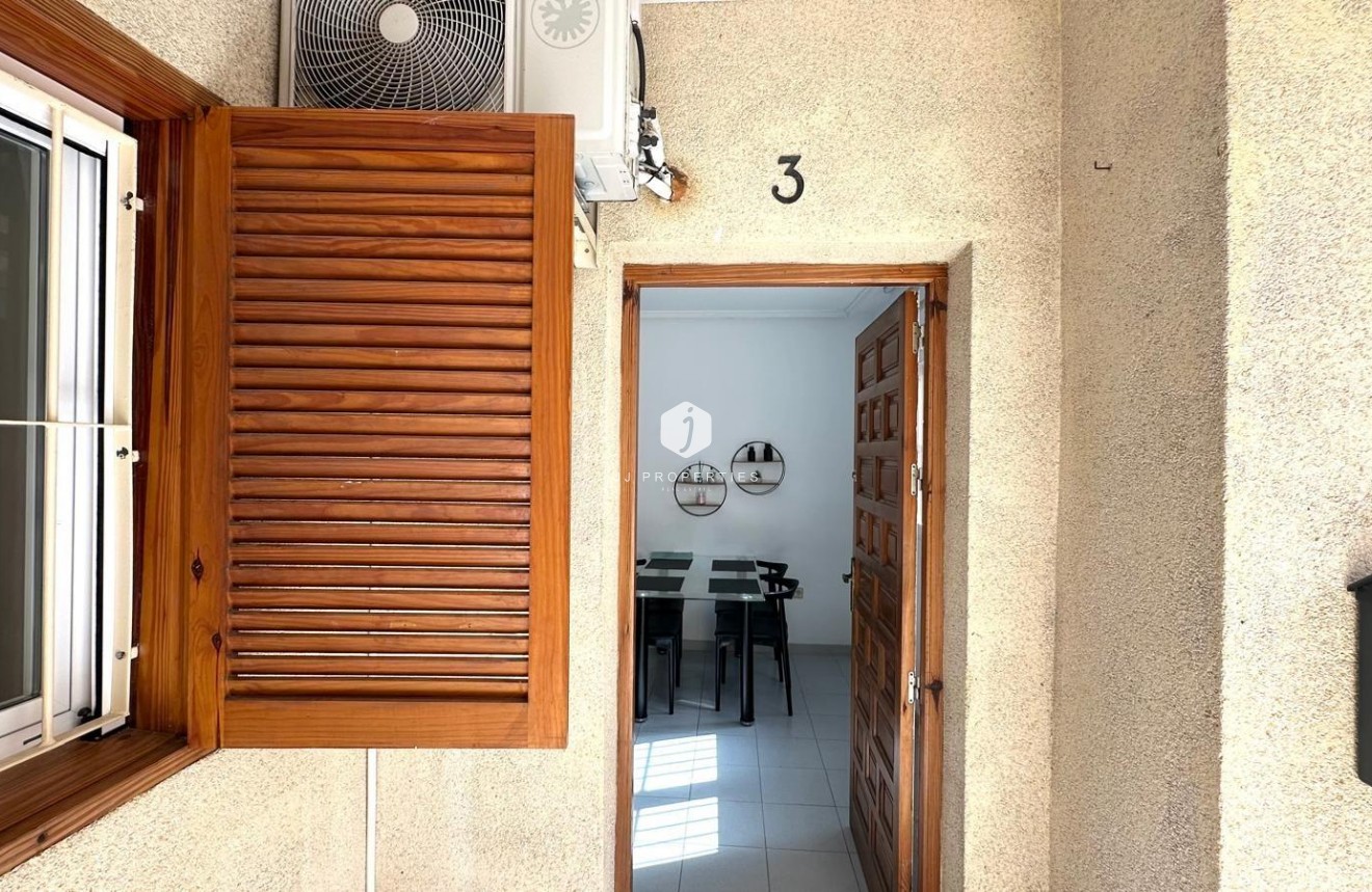 Resale - Apartment / flat -
Torrevieja - Acequion