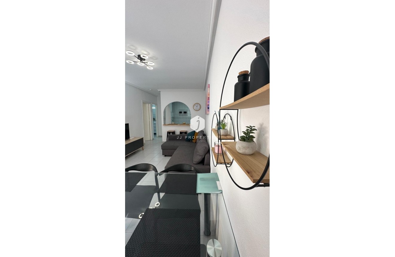 Resale - Apartment / flat -
Torrevieja - Acequion