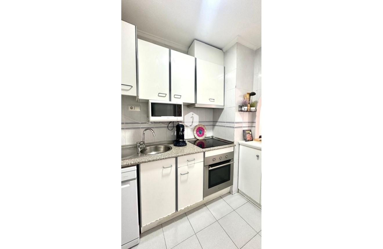 Resale - Apartment / flat -
Torrevieja - Acequion